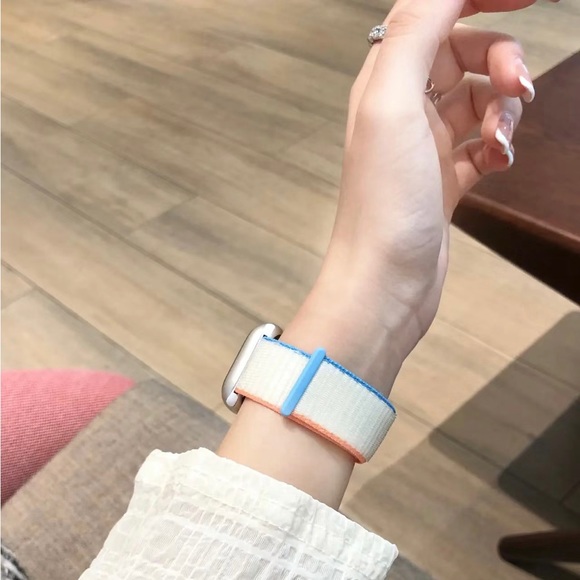 NEW CREAM Strap Loop Band FOR Apple Watch - Picture 3 of 9